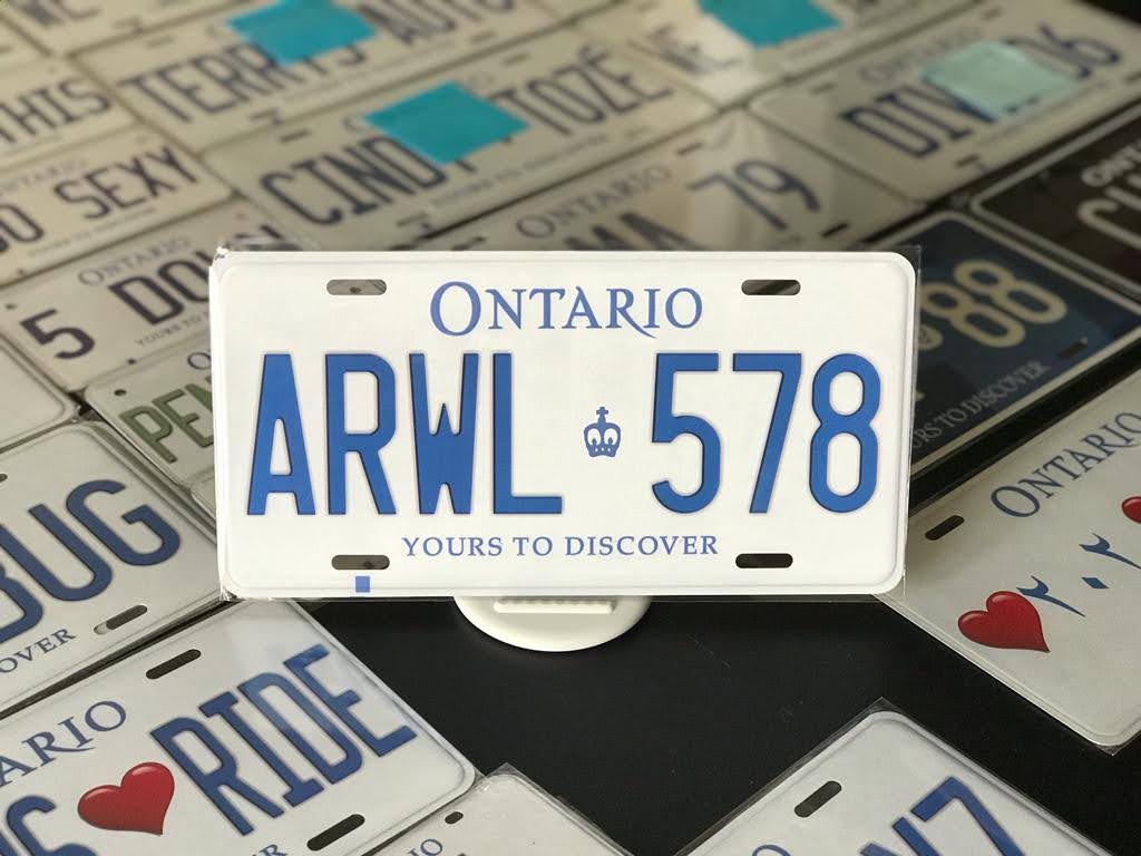 *ARWL 578* : Personalized Name Plate:  Souvenir/Gift Plate in Car Size